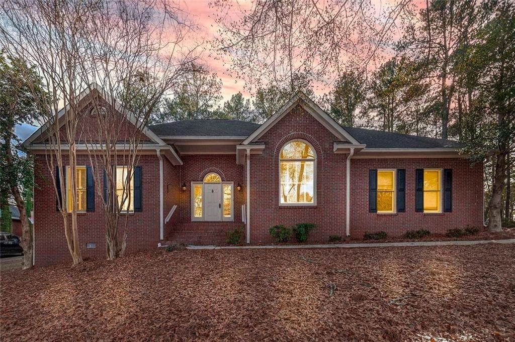 3 bedroom, 4 bathroom, 2,437 sq ft single family residence for sale at 7060 Havenridge Way, Mcdonough, GA 30253 — photo 3