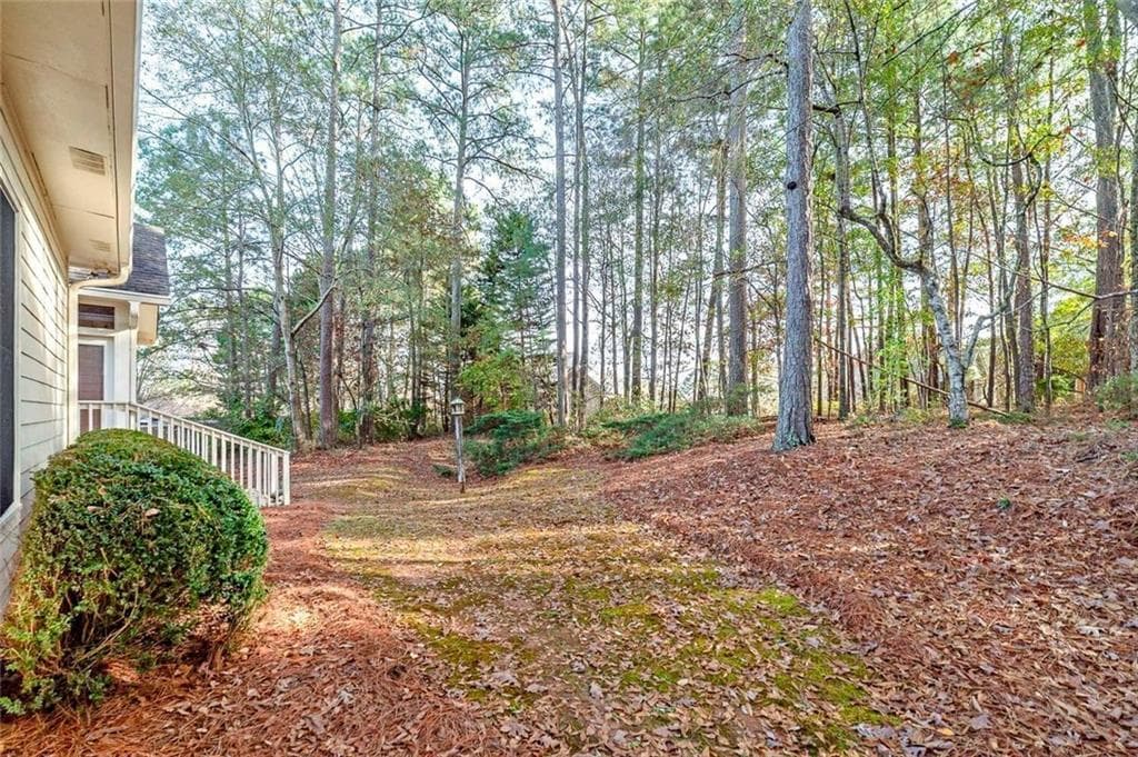 3 bedroom, 4 bathroom, 2,437 sq ft single family residence for sale at 7060 Havenridge Way, Mcdonough, GA 30253 — photo 7