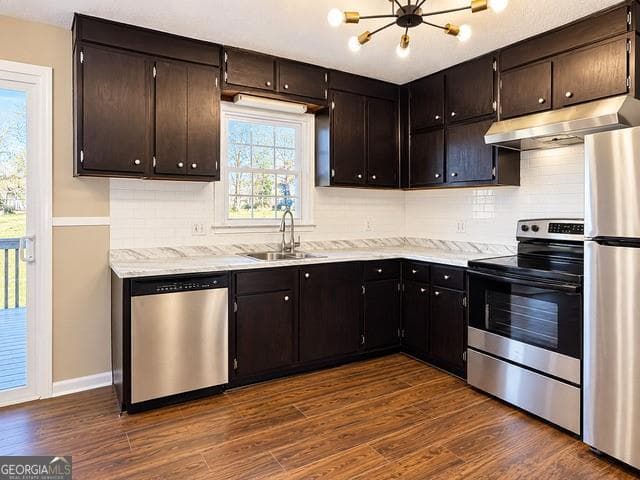 3 bedroom, 2 bathroom, 1,320 sq ft single family residence for sale at 1091 Mountain View Road, Conyers, GA 30012 — photo 3