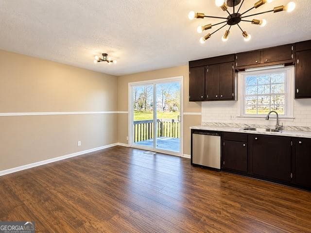3 bedroom, 2 bathroom, 1,320 sq ft single family residence for sale at 1091 Mountain View Road, Conyers, GA 30012 — photo 4