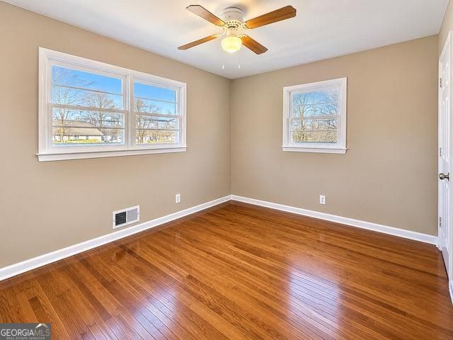 3 bedroom, 2 bathroom, 1,320 sq ft single family residence for sale at 1091 Mountain View Road, Conyers, GA 30012 — photo 5