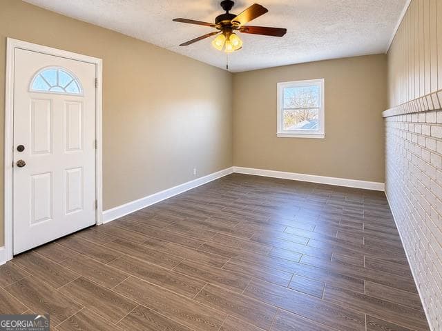 3 bedroom, 2 bathroom, 1,320 sq ft single family residence for sale at 1091 Mountain View Road, Conyers, GA 30012 — photo 9