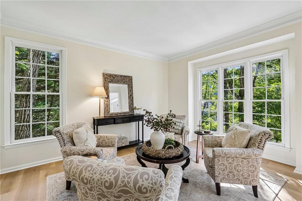 5 bedroom, 4 bathroom, 4,137 sq ft single family residence for sale at 500 Emerald Parkway, Buford, GA 30518 — photo 6