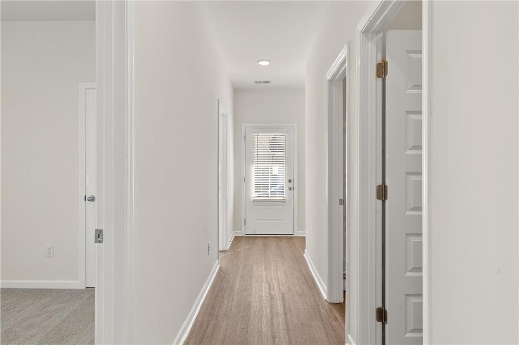 3 bedroom, 2 bathroom, 1,335 sq ft single family residence for sale at 138 Formosa Street, Adairsville, GA 30103 — photo 2