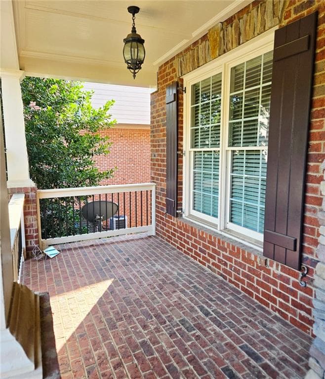 6 bedroom, 5 bathroom, 5,585 sq ft single family residence for rent at 5710 Swift Creek Court, Suwanee, GA 30024 for $4,600 a month — photo 4