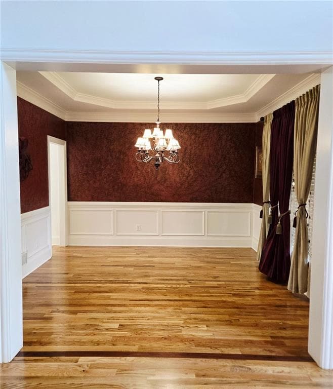 6 bedroom, 5 bathroom, 5,585 sq ft single family residence for rent at 5710 Swift Creek Court, Suwanee, GA 30024 for $4,600 a month — photo 9