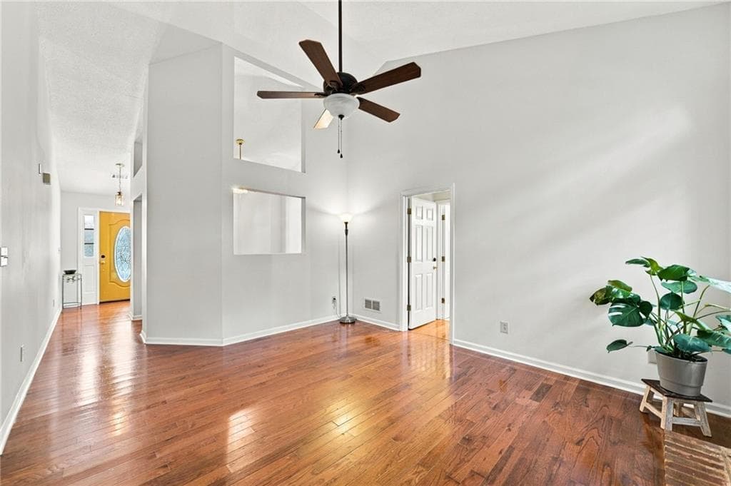 3 bedroom, 2 bathroom, 1,349 sq ft single family residence for sale at 410 Rose Creek Place, Woodstock, GA 30189 — photo 10