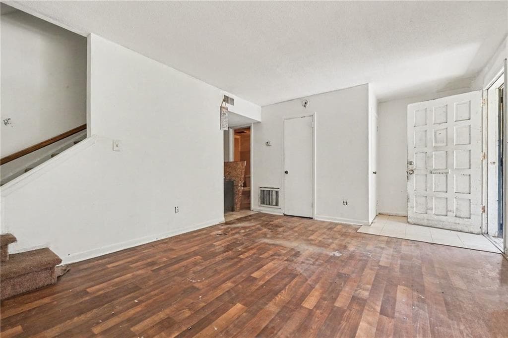 3 bedroom, 2 bathroom, 1,134 sq ft townhouse for sale at 17 Peyton Place, Atlanta, GA 30311 — photo 4