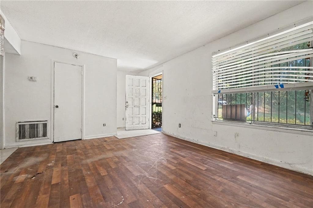 3 bedroom, 2 bathroom, 1,134 sq ft townhouse for sale at 17 Peyton Place, Atlanta, GA 30311 — photo 5