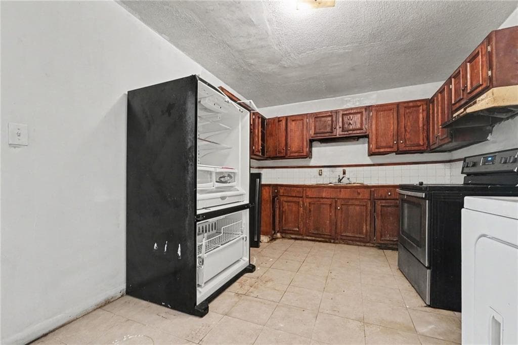 3 bedroom, 2 bathroom, 1,134 sq ft townhouse for sale at 17 Peyton Place, Atlanta, GA 30311 — photo 6