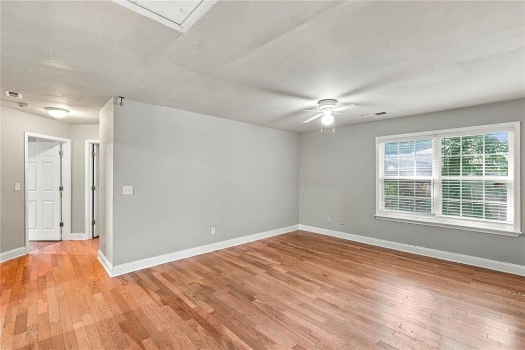 4 bedroom, 4 bathroom, 3,276 sq ft single family residence for rent at 187 Hemphill School Road, Atlanta, GA 30331 for $2,950 a month — photo 9