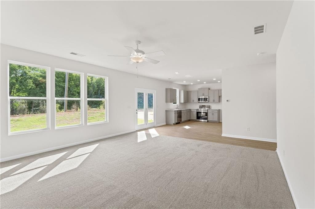4 bedroom, 3 bathroom, 2,101 sq ft single family residence for sale at 136 Formosa Street, Adairsville, GA 30103 — photo 5