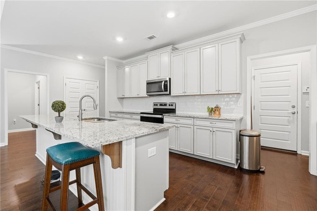 4 bedroom, 3 bathroom, 2,416 sq ft single family residence for sale at 312 Pinebrook Drive, Waleska, GA 30183 — photo 7