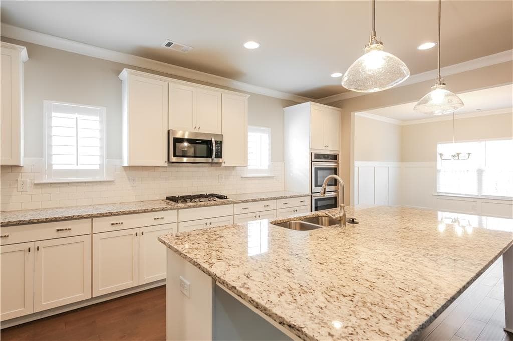 4 bedroom, 3 bathroom, 2,500 sq ft single family residence for rent at 244 Aspen Valley Lane, Dallas, GA 30157 for $2,870 a month — photo 3