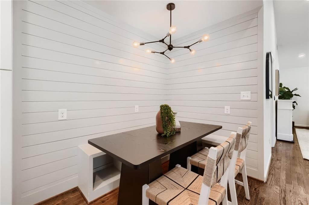 4 bedroom, 3 bathroom, 2,200 sq ft single family residence for sale at 250 Holly Road, Atlanta, GA 30314 — photo 8