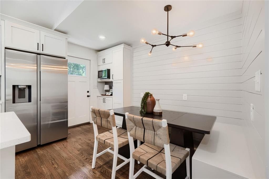 4 bedroom, 3 bathroom, 2,200 sq ft single family residence for sale at 250 Holly Road, Atlanta, GA 30314 — photo 9