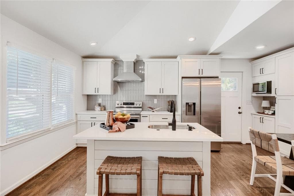 4 bedroom, 3 bathroom, 2,200 sq ft single family residence for sale at 250 Holly Road, Atlanta, GA 30314 — photo 10
