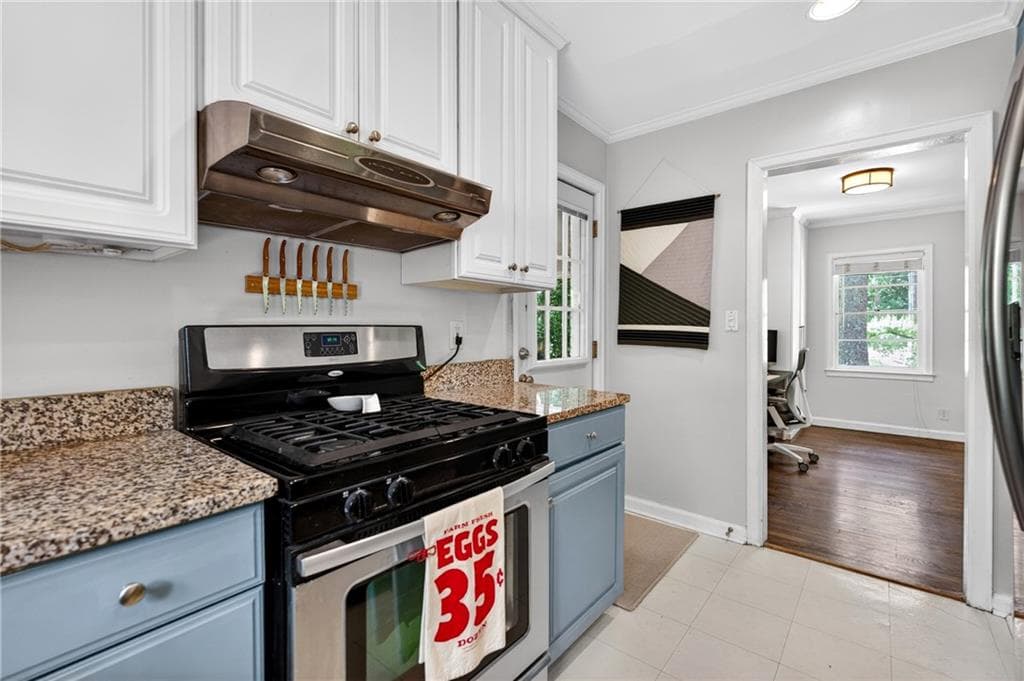 2 bedroom, 1 bathroom single family residence for sale at 1844 Georgiana Drive, Atlanta, GA 30329 — photo 5