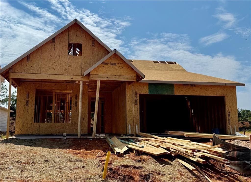 2 bedroom, 2 bathroom, 1,809 sq ft single family residence for sale at 5411 Olive Lane, Hoschton, GA 30548 — photo 2