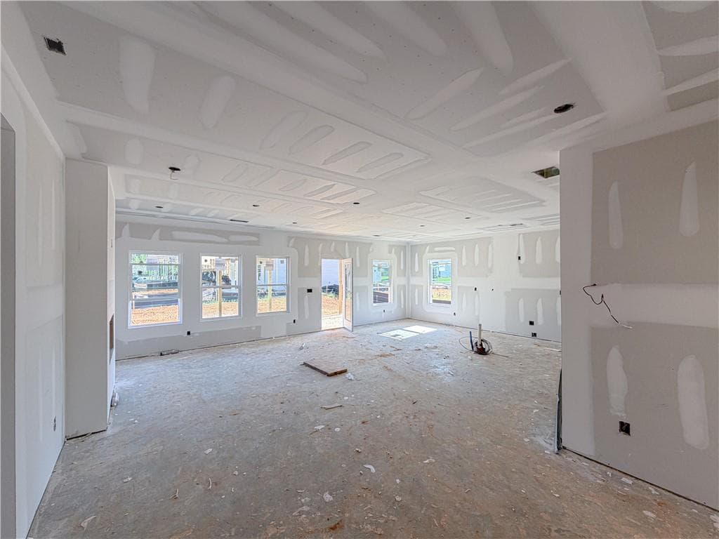 5 bedroom, 4 bathroom, 3,066 sq ft single family residence for sale at 112 Stonecreek Avenue, Rockmart, GA 30153 — photo 6