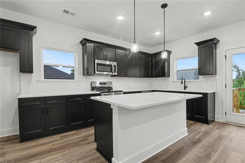 6 bedroom, 6 bathroom, 3,681 sq ft single family residence for sale at 261 Thunder Valley, Dawsonville, GA 30534 — photo 10
