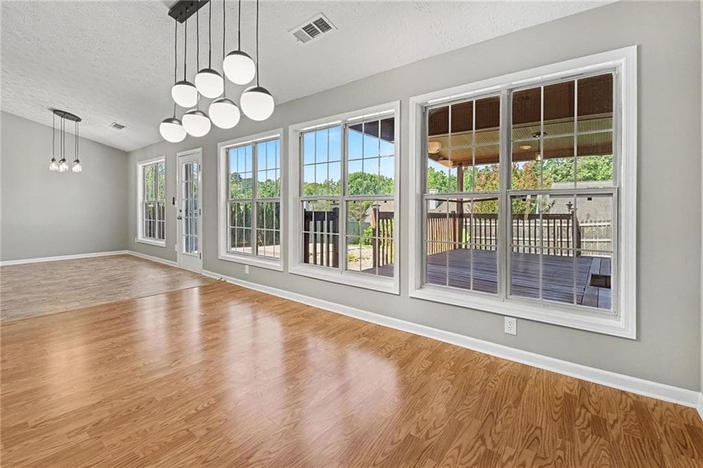 4 bedroom, 2 bathroom, 3,020 sq ft single family residence for sale at 4015 McPherson Drive, Acworth, GA 30101 — photo 10