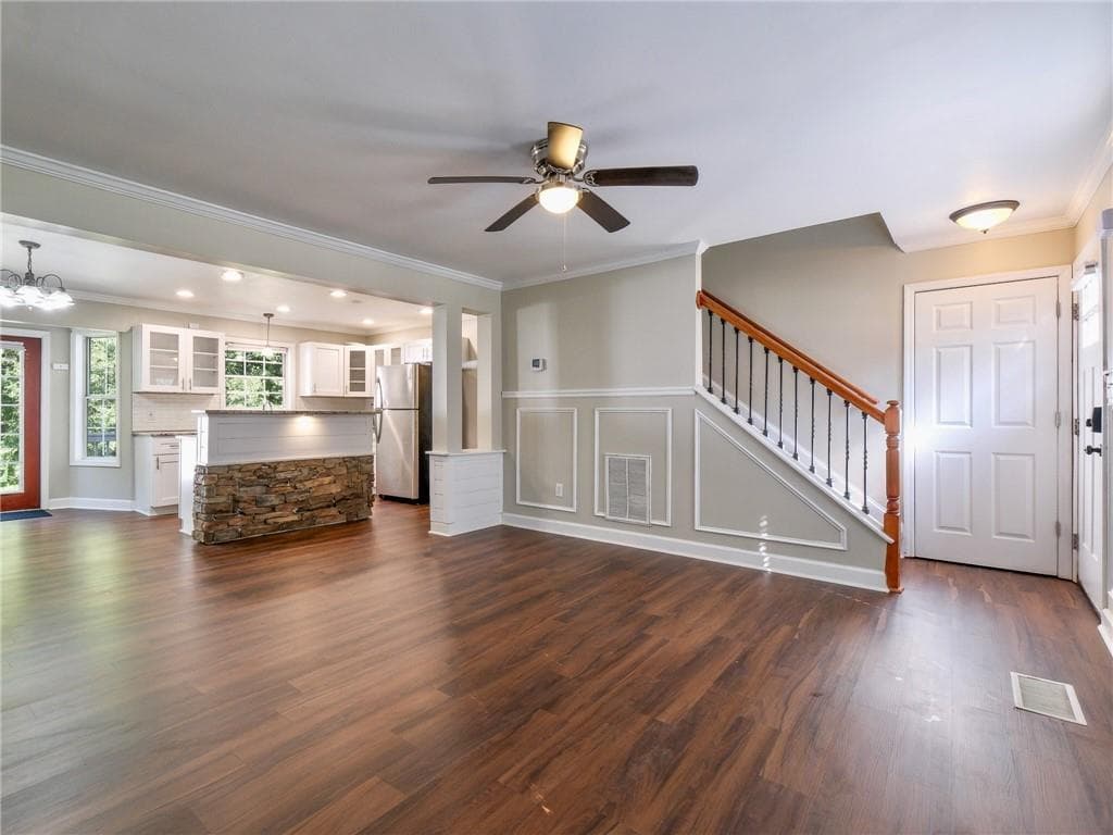 5 bedroom, 4 bathroom, 3,079 sq ft single family residence for sale at 3225 Harris Drive, Atlanta, GA 30344 — photo 6