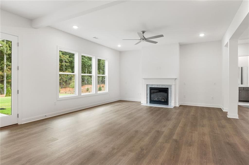 5 bedroom, 4 bathroom, 3,073 sq ft single family residence for sale at 683 Crest Line Trail, Powder Springs, GA 30127 — photo 6