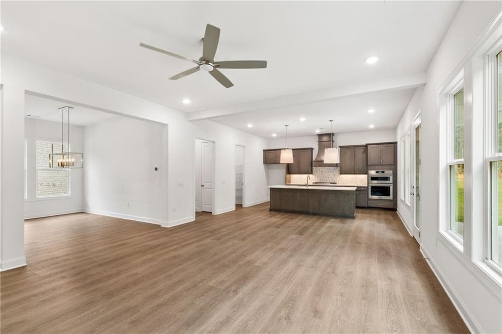 5 bedroom, 4 bathroom, 3,073 sq ft single family residence for sale at 683 Crest Line Trail, Powder Springs, GA 30127 — photo 7