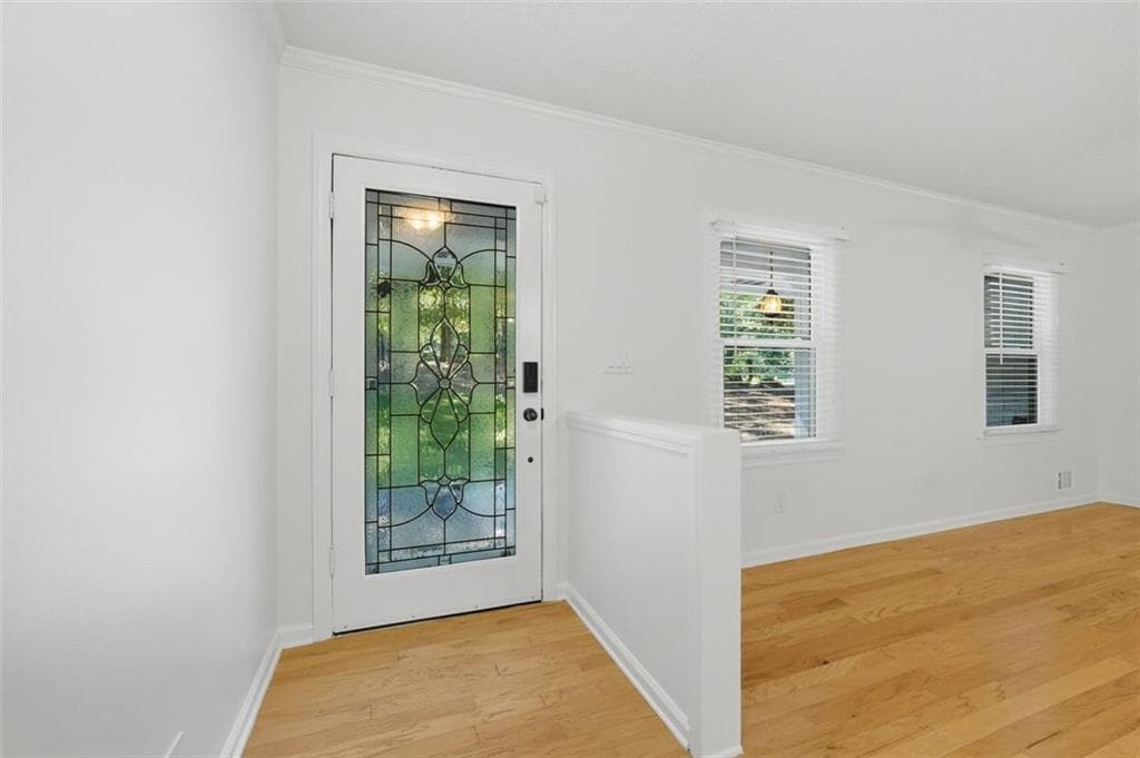 3 bedroom, 2 bathroom, 1,776 sq ft single family residence for sale at 1770 Redd Road, Milton, GA 30004 — photo 6