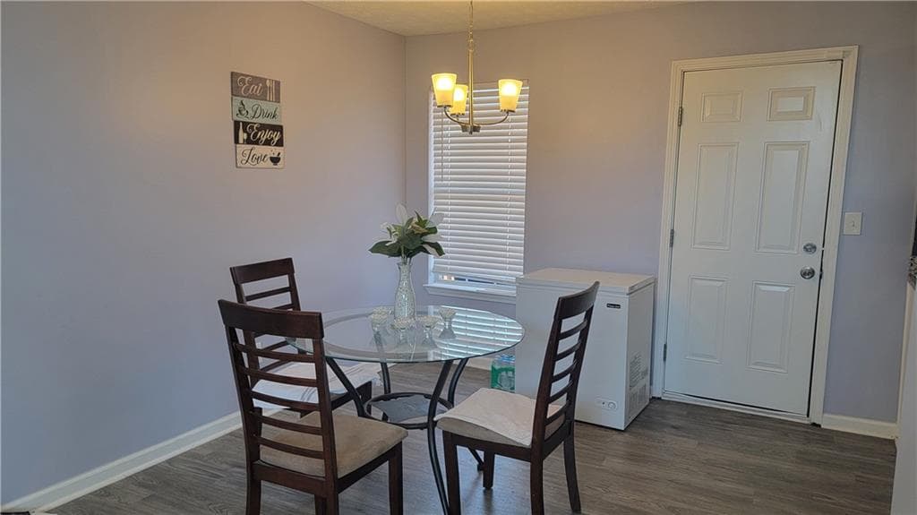 3 bedroom, 2 bathroom, 1,480 sq ft single family residence for sale at 1620 Amelia Court, Hampton, GA 30228 — photo 5
