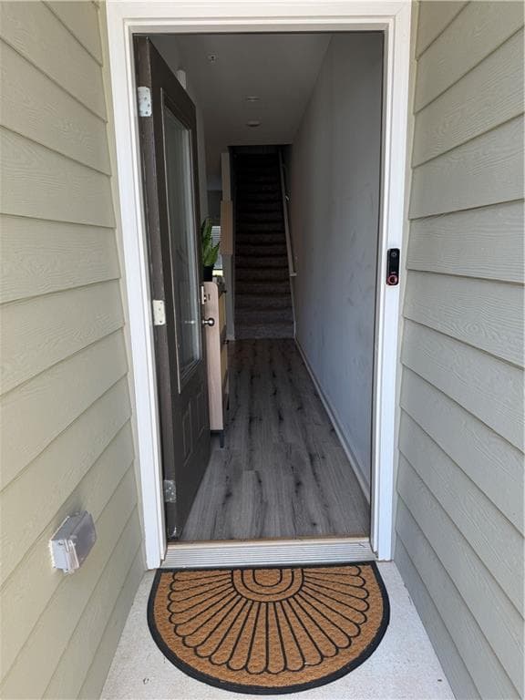 3 bedroom, 3 bathroom, 1,568 sq ft townhouse for sale at 11633 Mendenhall Court, Hampton, GA 30228 — photo 3