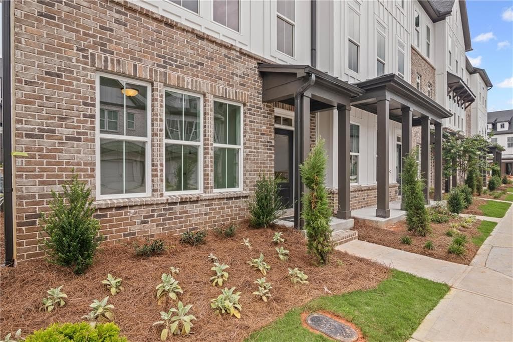 3 bedroom, 4 bathroom, 2,003 sq ft townhouse for sale at 2698 Evers Drive 94, Marietta, GA 30066 — photo 5