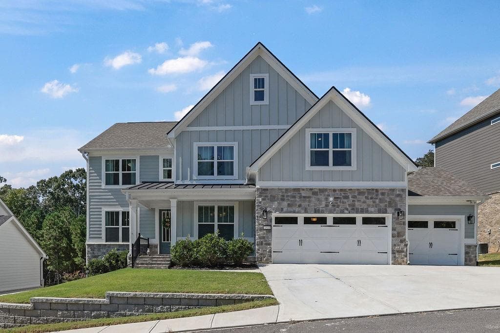 6 bedroom, 5 bathroom, 4,729 sq ft single family residence for sale at 2524 Parkside Way, Gainesville, GA 30507