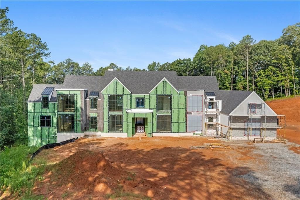 7 bedroom, 10 bathroom, 10,638 sq ft single family residence for sale at 1450 Estates Pointe, Milton, GA 30004 — photo 2