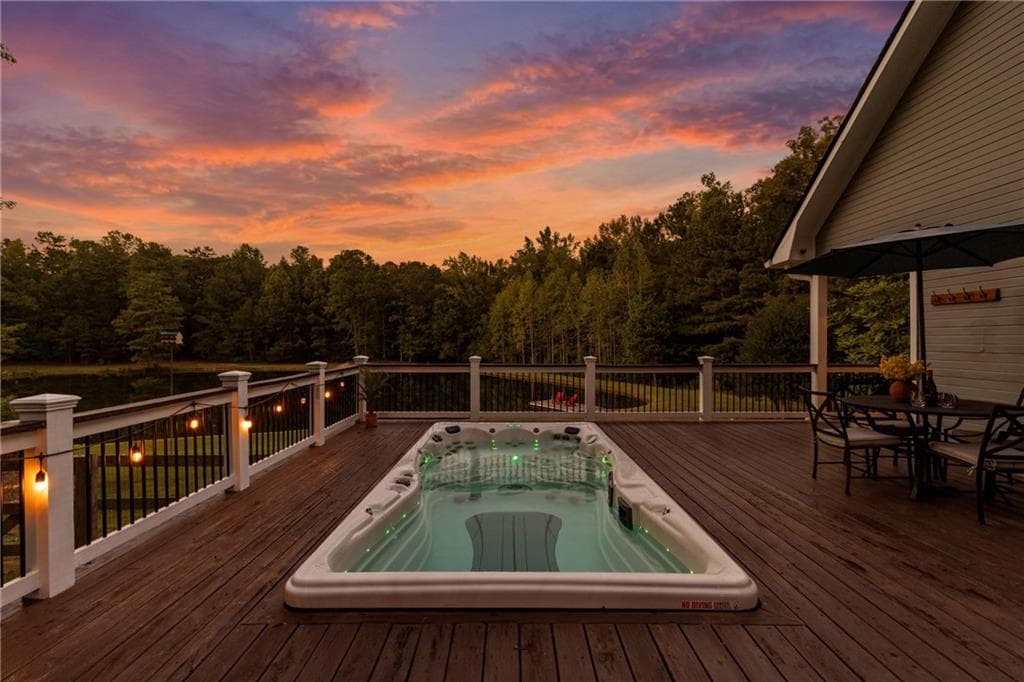 3 bedroom, 3 bathroom, 2,256 sq ft single family residence for sale at 4250 Flint Hill Road, Acworth, GA 30102 — photo 3