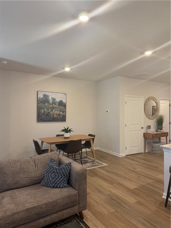 2 bedroom, 2 bathroom, 1,372 sq ft single family residence for sale at 9 Cedar Hill Drive, Dallas, GA 30132 — photo 4