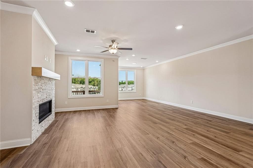 3 bedroom, 4 bathroom, 2,201 sq ft townhouse for sale at 4565 Deanston Court 388, Peachtree Corners, GA 30092 — photo 9