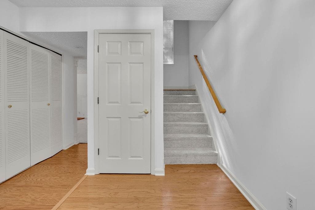 3 bedroom, 3 bathroom, 1,839 sq ft condominium for sale at 878 Lake Hollow Boulevard Southwest, Marietta, GA 30064 — photo 8