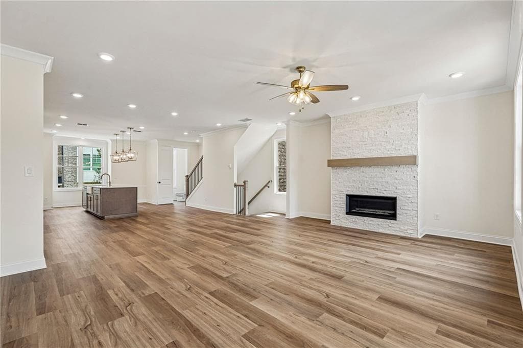 3 bedroom, 4 bathroom, 2,201 sq ft townhouse for sale at 4563 Deanston Court 387, Peachtree Corners, GA 30092 — photo 10
