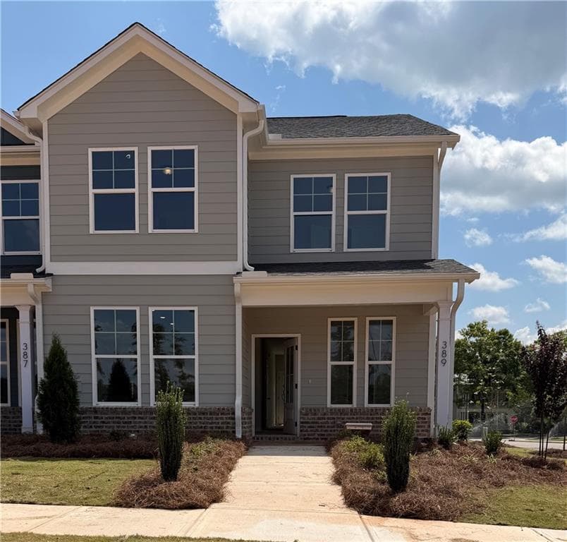 3 bedroom, 3 bathroom, 1,762 sq ft townhouse for sale at 389 Summerville Lane 7, Athens, GA 30606