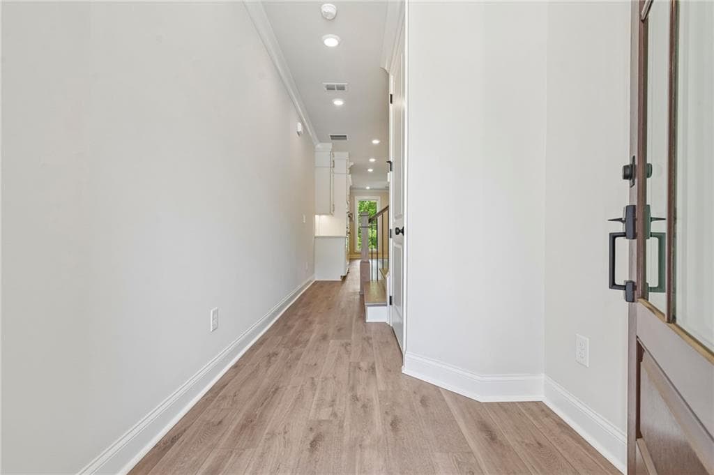 4 bedroom, 4 bathroom, 3,034 sq ft townhouse for sale at 5679 Broad River View 438, Peachtree Corners, GA 30092 — photo 4