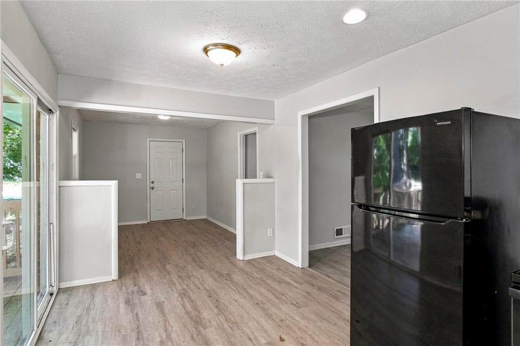 4 bedroom, 2 bathroom, 1,352 sq ft single family residence for rent at 10200 Top Tree Court, Jonesboro, GA 30238 for $1,630 a month — photo 4