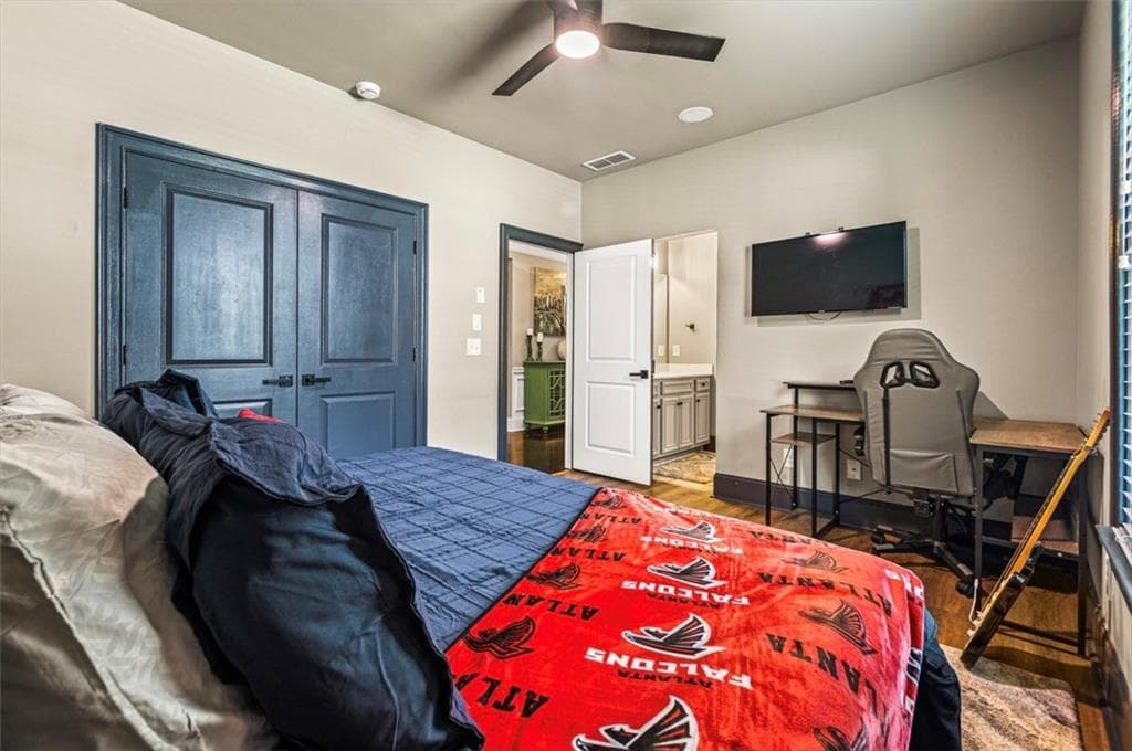 3 bedroom, 3 bathroom, 2,923 sq ft single family residence for sale at 300 Lowell Street, Atlanta, GA 30331 — photo 5