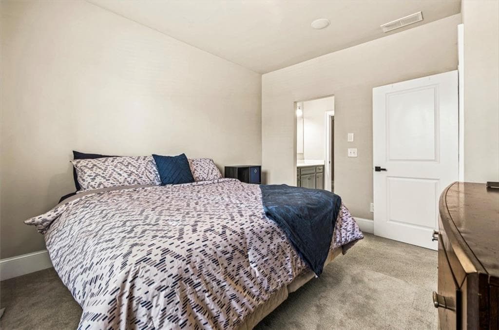 3 bedroom, 3 bathroom, 2,923 sq ft single family residence for sale at 300 Lowell Street, Atlanta, GA 30331 — photo 9