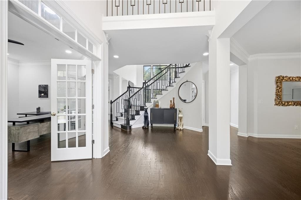 6 bedroom, 6 bathroom, 5,200 sq ft single family residence for sale at 652 Crescent Ridge Trail, Mableton, GA 30126 — photo 4