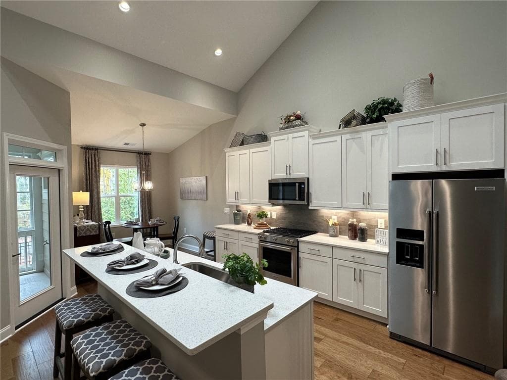 3 bedroom, 3 bathroom, 2,470 sq ft condominium for sale at 302 Calypso Way 302, Cumming, GA 30040 — photo 3