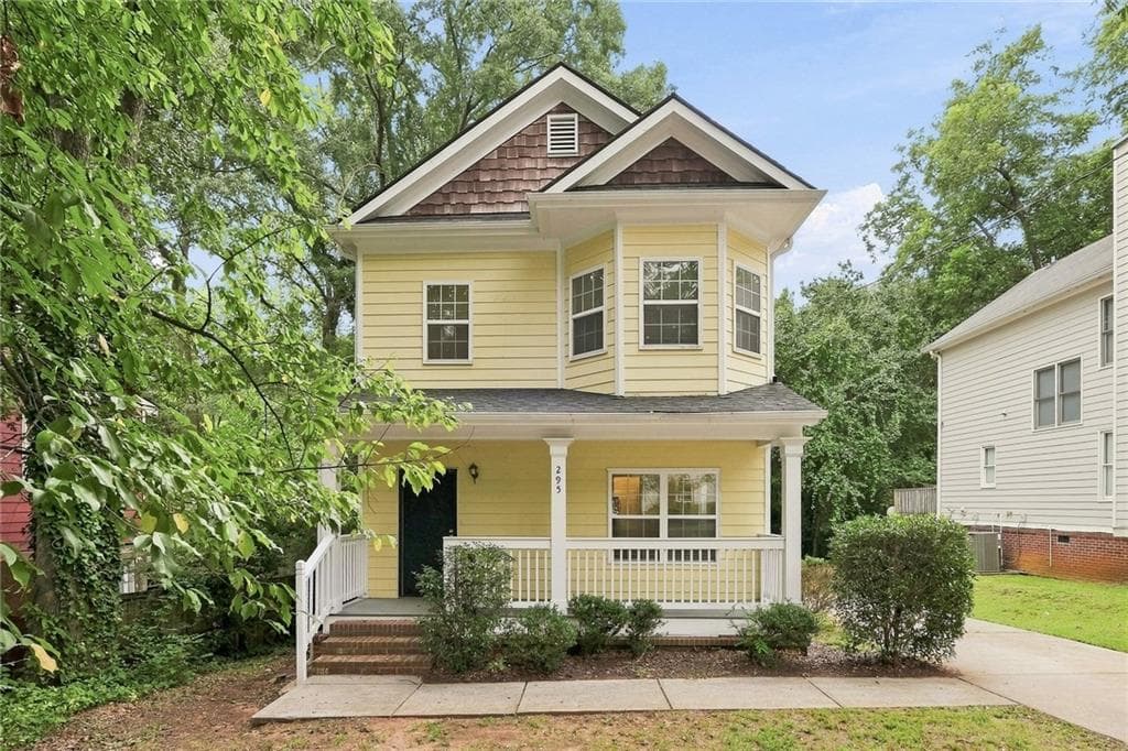 4 bedroom, 3 bathroom, 1,886 sq ft single family residence for rent at 295 Sterling Street, Atlanta, GA 30315 for $2,015 a month — photo 1 of 17