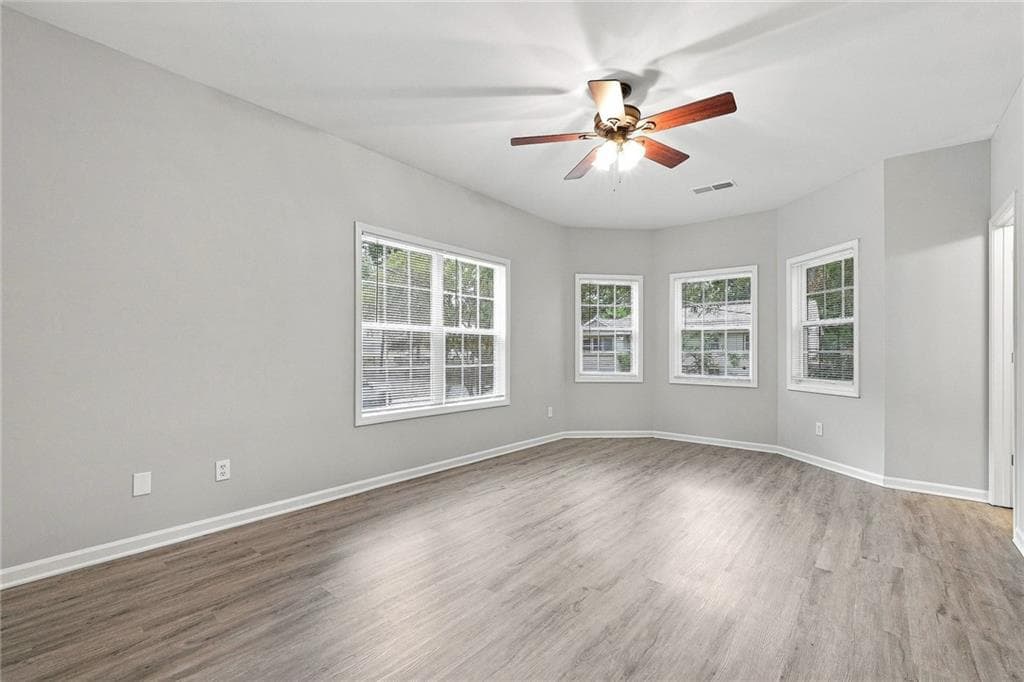 4 bedroom, 3 bathroom, 1,886 sq ft single family residence for rent at 295 Sterling Street, Atlanta, GA 30315 for $2,015 a month — photo 7