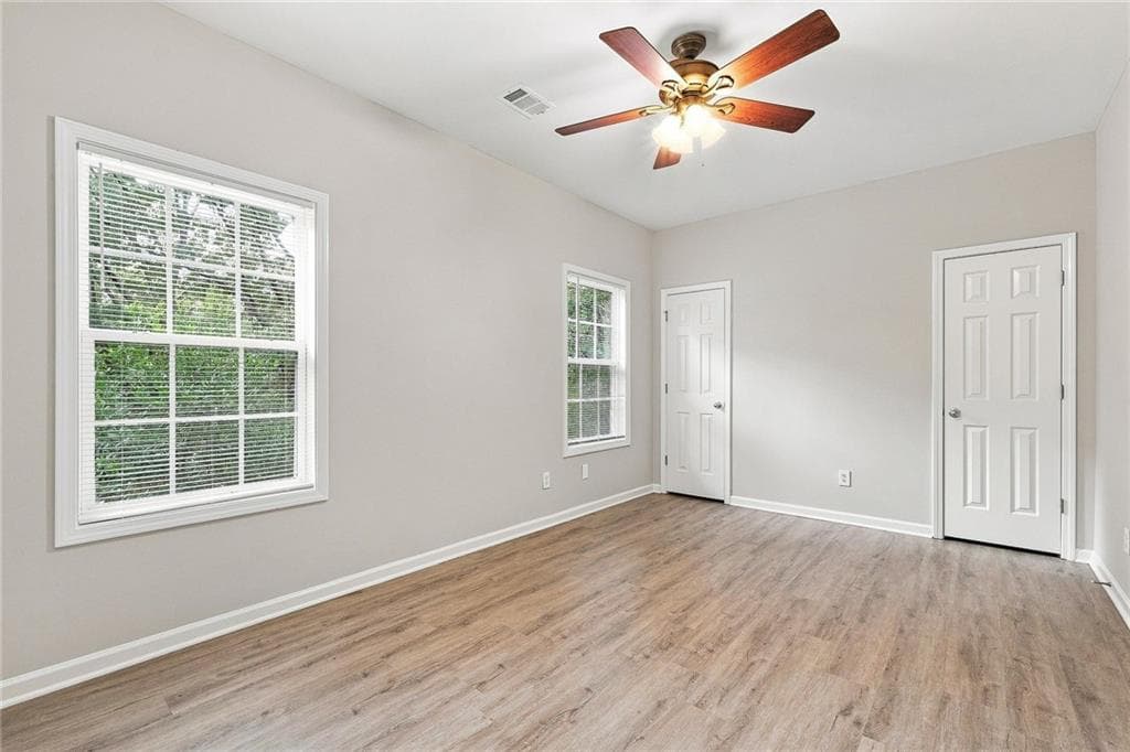 4 bedroom, 3 bathroom, 1,886 sq ft single family residence for rent at 295 Sterling Street, Atlanta, GA 30315 for $2,015 a month — photo 9